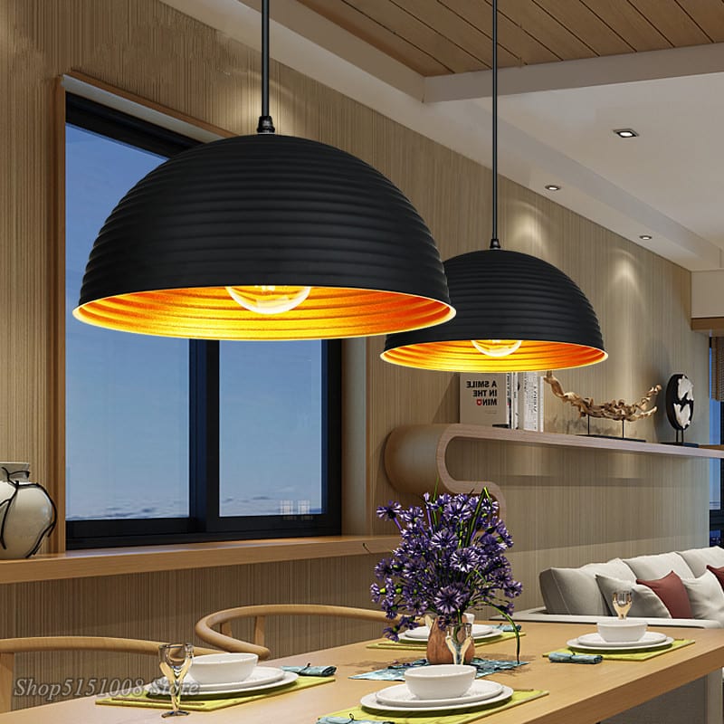 Como escolher o pendente ideal para a sala de jantar? Conheça diferentes modelos e estilos para compor sua mesa. 10 Lumin ria pendente vintage candeeiro suspenso de metal em semic rculo para interior da sala de luminaires YustDesign Chandeliers and wall lights on sale and cheap