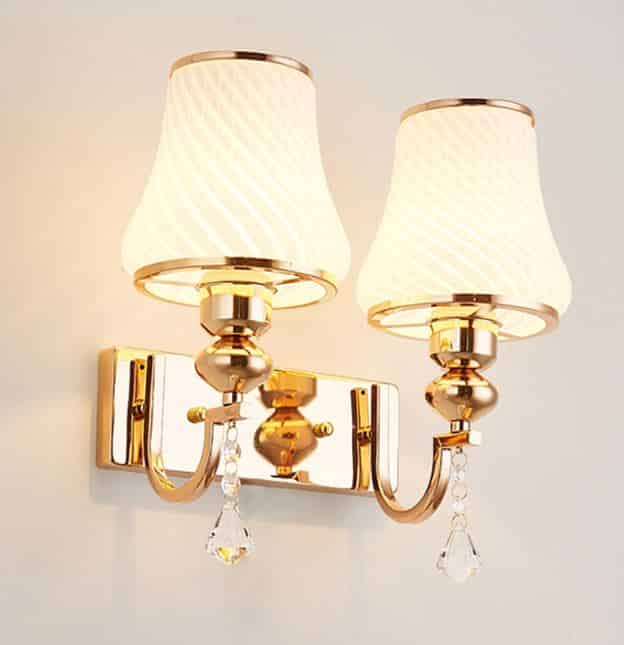 lustre e luminária: Qual a diferença entre lustre e luminária? 32 arandela classica dourada de cristal miresa luminaires YustDesign Chandeliers and wall lights on sale and cheap