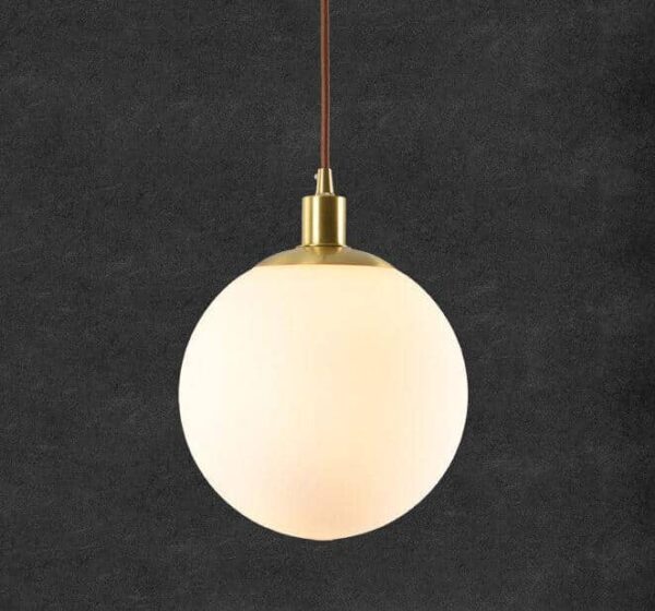 Miresa-luminaria-teto-pendente-bola-esfera-globo-de-vidro-branco-leitoso-metal-dourado-20cm