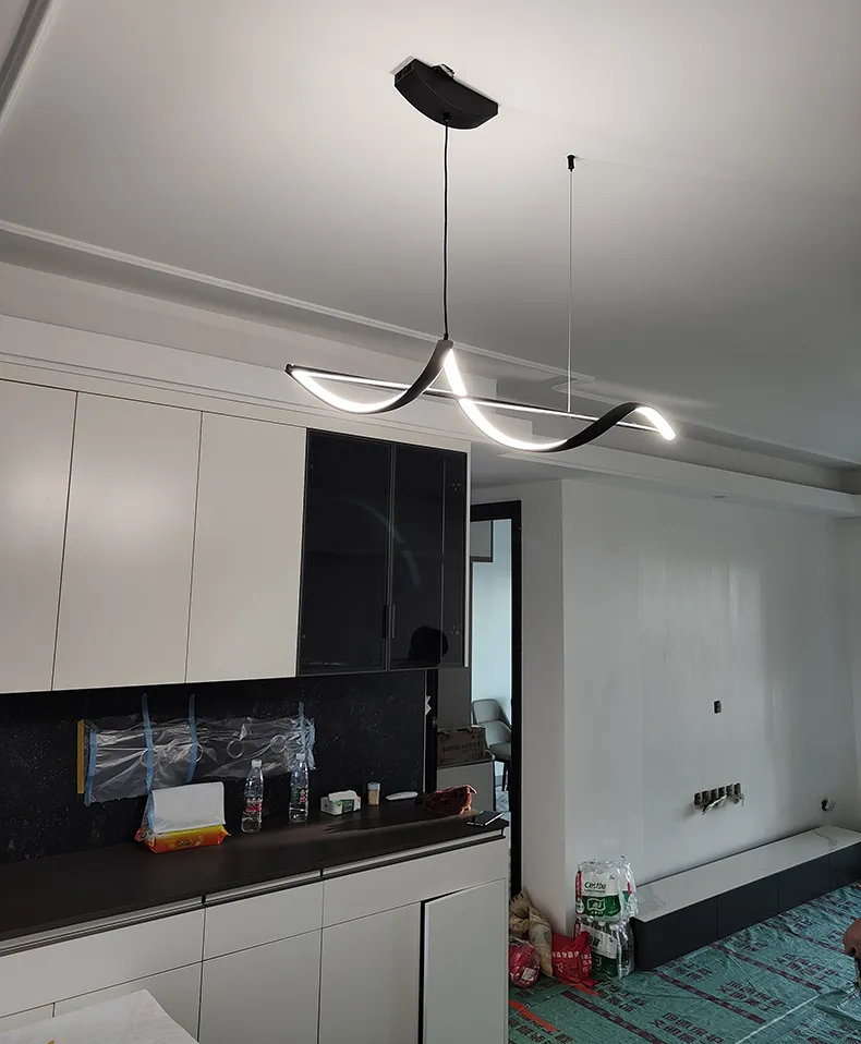Lustre Retangular Minimalista Espiral 14 Sdf2be77aa77f4bbdbf47cce941d0b287b luminaires YustDesign Chandeliers and wall lights on sale and cheap