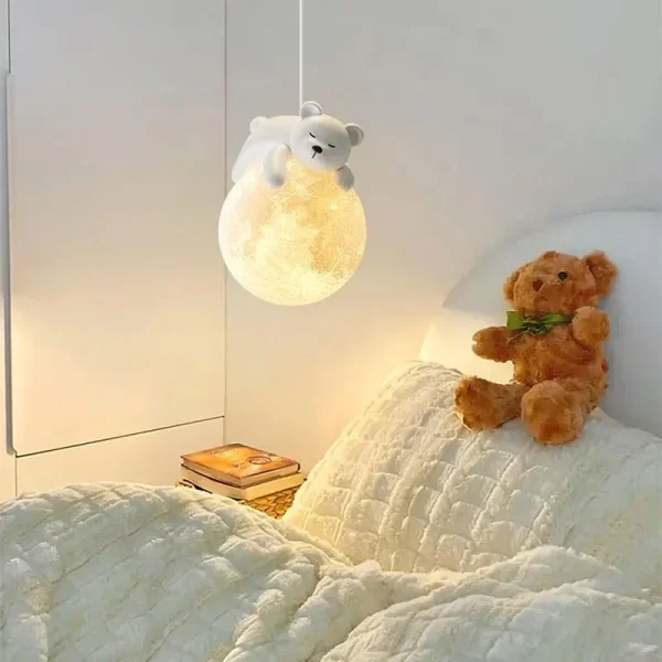 Luminária Infantil Lua Com Ursa ou Coelho Acima Dormindo - Image 2