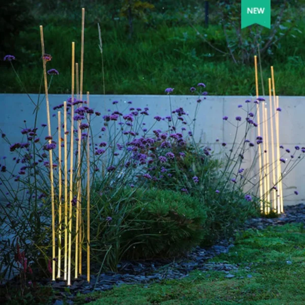 Luminária Para Jardins Design Minimalista Linear de Acrílico