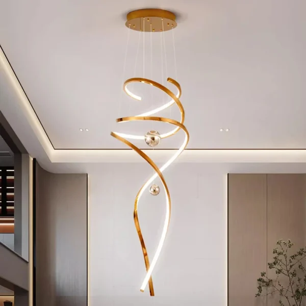 Lustre Dourado Moderno Em Curva