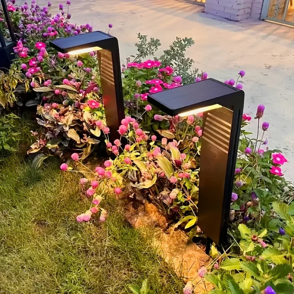 Poste Balizador Solar Impermeável LED Para Jardins - Image 2